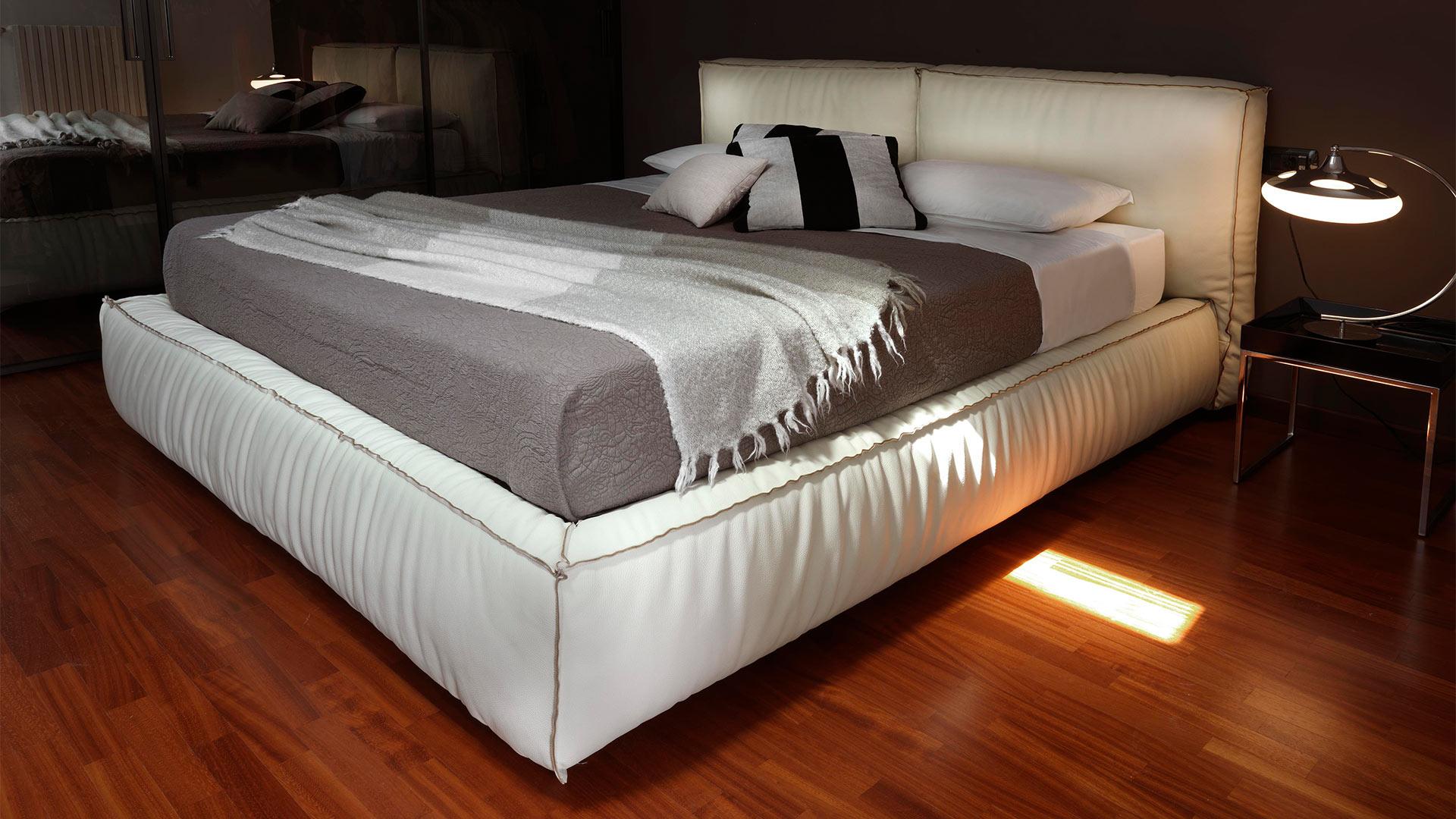Double bed Milano